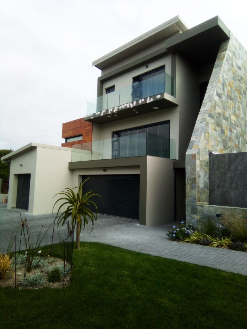 IMG-20250507-WA0101